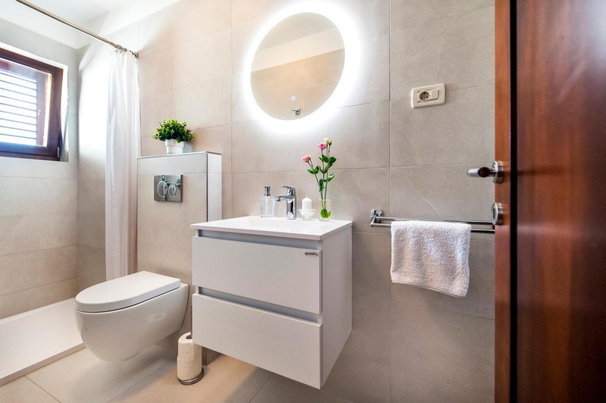 רוביני Apartments Carmelo מראה חיצוני תמונה