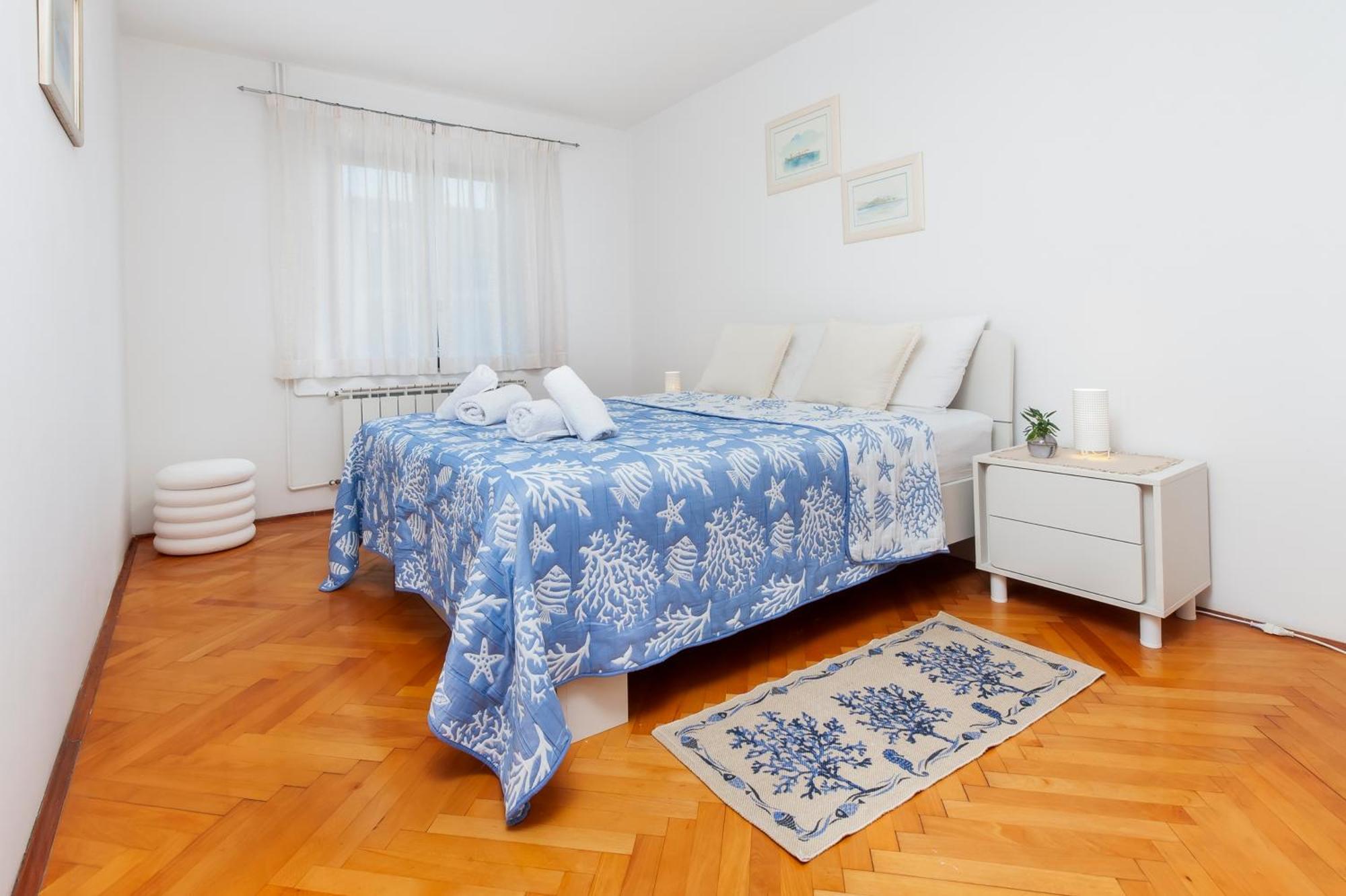 רוביני Apartments Carmelo מראה חיצוני תמונה